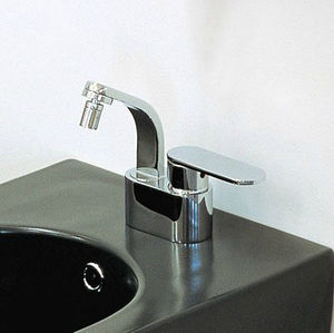 bidet mixer tap / chromed metal / brass / bathroom