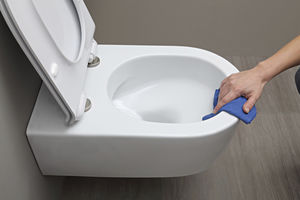 wall-hung toilet / ceramic / rimless