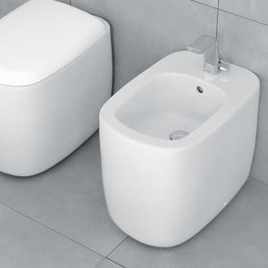 ceramic bidet