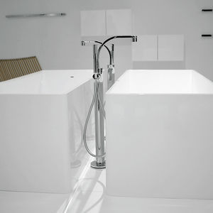 bathtub mixer tap / floor-mounted / chromed metal / brass