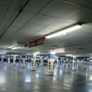 surface-mounted light fixture / LED / linear / polycarbonate