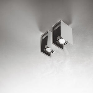 surface mounted spotlight / indoor / LED / halogen