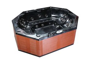 portable hot tub / 8-seater