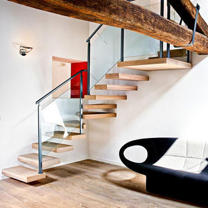 quarter-turn staircase / wooden steps / overhead / without risers