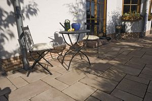outdoor tile / floor / cement / structure