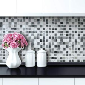 kitchen mosaic tile / wall / glass / patterned
