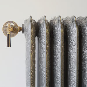 hot water radiator / cast iron / contemporary / horizontal