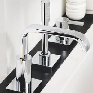bathtub mixer tap / chromed metal / bathroom / 3-hole