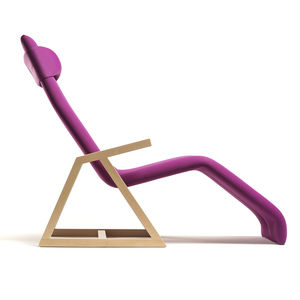 minimalist design chaise longue / fabric / wooden / indoor