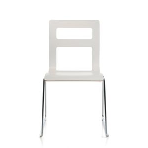 Scandinavian design visitor chair / molded plywood / powder-coated steel / chrome