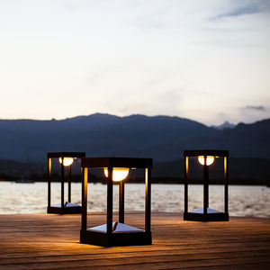 floor lamp / contemporary / aluminum / solar