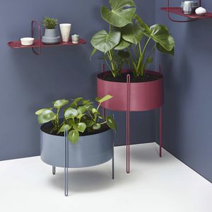 metal garden pot / round