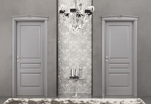 interior door / swing / solid wood / lacquered