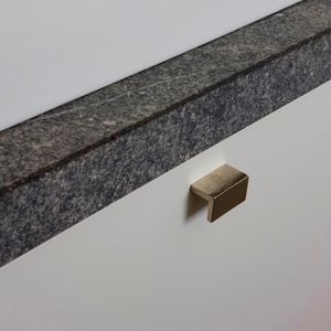 iron furniture handle / bronze