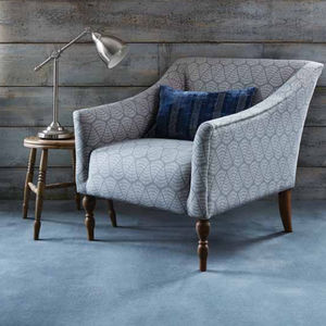 hand-woven carpet / wool / tertiary