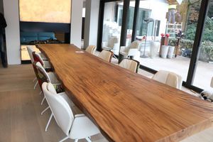 contemporary dining table / walnut / solid wood / lacquered wood