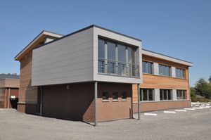 prefab building / wooden / for offices / contemporary