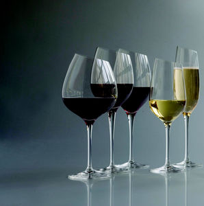 stemware glass / wine / blown glass