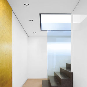 recessed downlight / LED / round / square