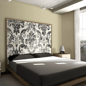 fabric wallcovering / tertiary / printed / wallpaper look