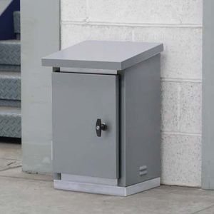 floor-standing electrical enclosure / industrial / empty / with door