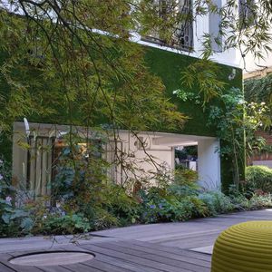 outdoor green wall