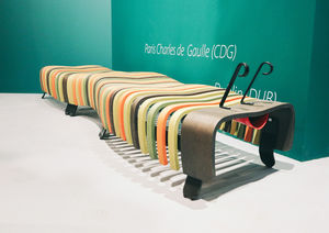 public bench / contemporary / wooden / painted metal