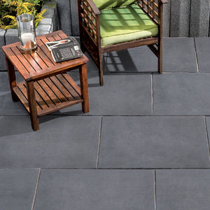 concrete paving slab / anti-slip / frost-resistant / for public spaces