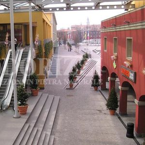 porphyry paver / anti-slip / frost-resistant / outdoor