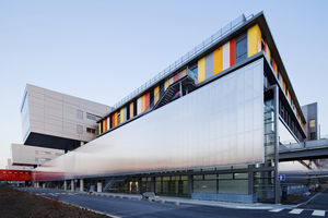 unitized system curtain wall / polycarbonate / solar control / transparent