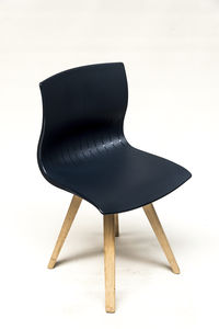 contemporary chair / swivel / oak / nylon