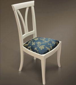 traditional chair / upholstered / wooden