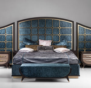 traditional upholstered bench / fabric / wood