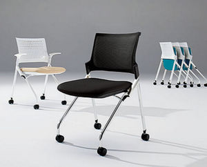contemporary visitor chair / mesh / fabric / with armrests