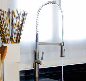 chrome-plated brass mixer tap / kitchen / 1-hole / with pull-out spray