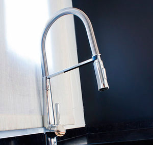 chrome-plated brass mixer tap / kitchen / 1-hole / with pull-out spray