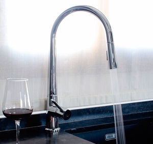 chrome-plated brass mixer tap / kitchen / 1-hole / with pull-out spray