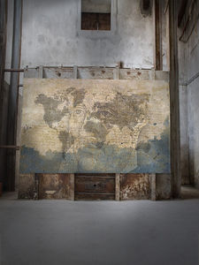 contemporary wallpaper / map / gray / blue