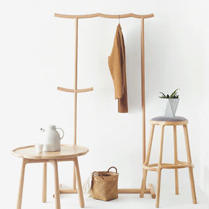 free-standing coat hanger rack