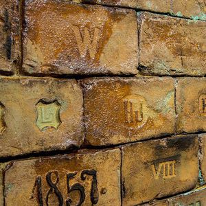 home wallcovering / commercial / textured / imitation brick