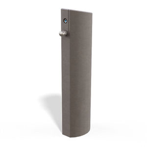 outdoor drinking fountain / concrete