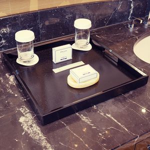 oak serving tray / walnut / residential