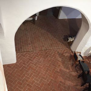 concrete paving / anti-slip / frost-resistant / indoor
