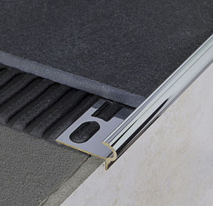 aluminum stair nosing / brass