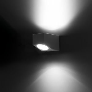 contemporary wall light / for wet rooms / outdoor / metal