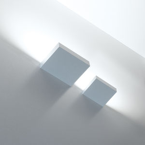 contemporary wall light / for wet rooms / metal / LED