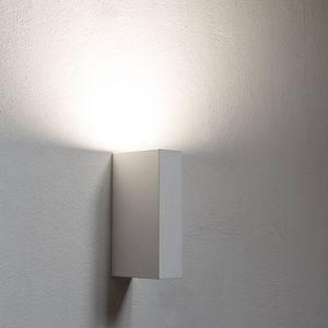 contemporary wall light / for wet rooms / metal / LED