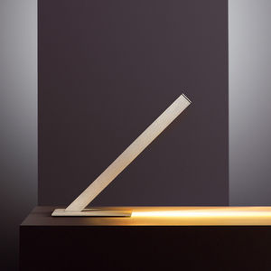 table lamp / minimalist design / aluminum / LED