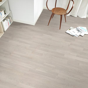 engineered parquet flooring / glued / floating / oak
