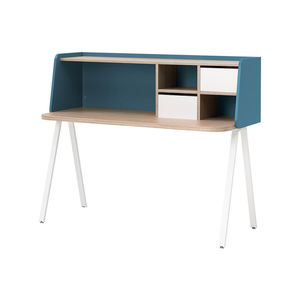 wooden desk / contemporary / child's / with shelf